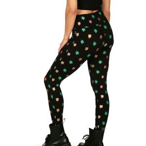 St. Patrick’s Day Leggings - Tipsy Elves - Medium
